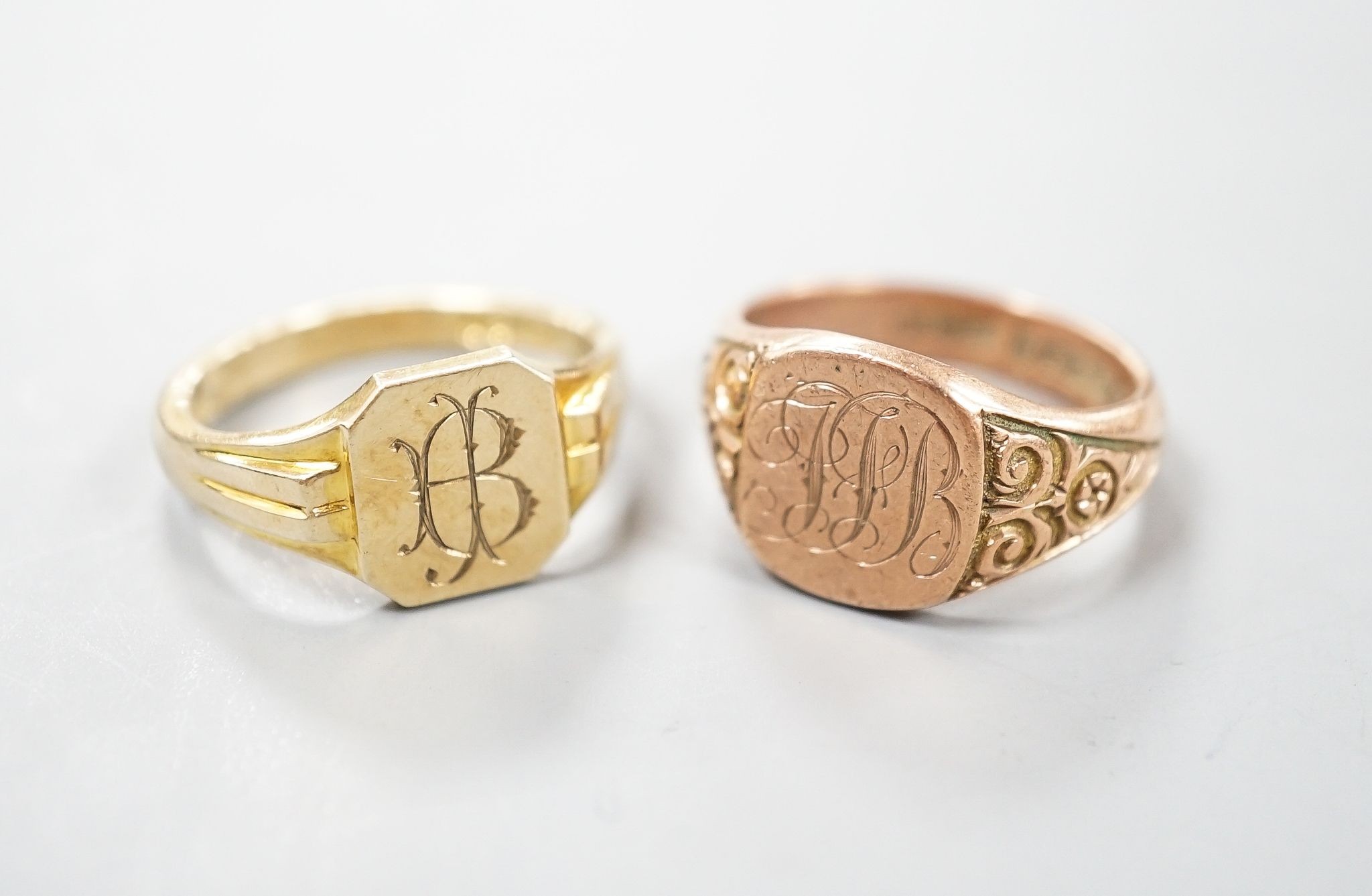 Two 9ct gold signet rings, both with engraved monograms, sizes R/S & S, gross 14.7 grams.